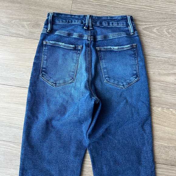 Good American Dark Blue Straight Leg Jeans - Picture 3 of 6